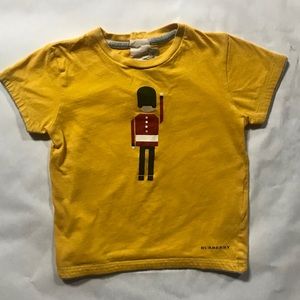 Burberry Tshirt